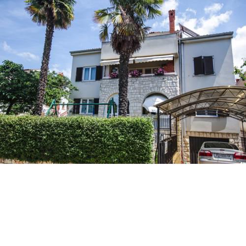 Apartman Ada