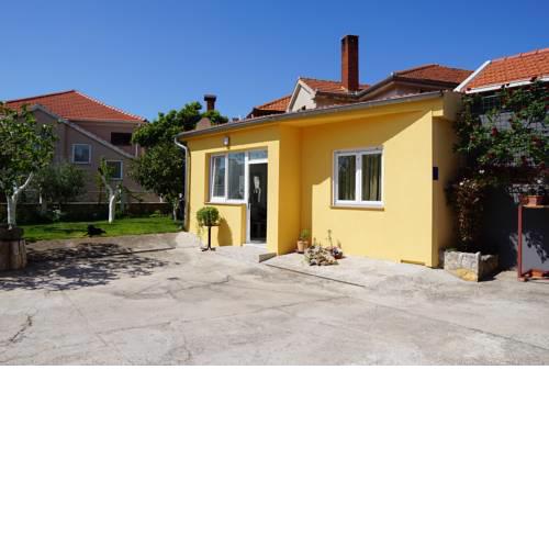 Apartman CRO Garden
