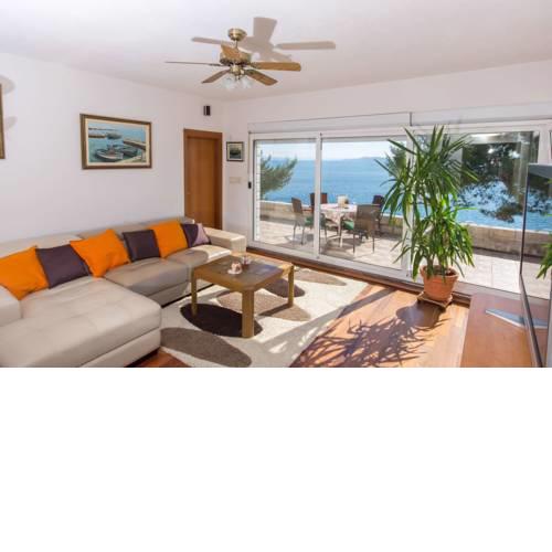 Apartman Helli