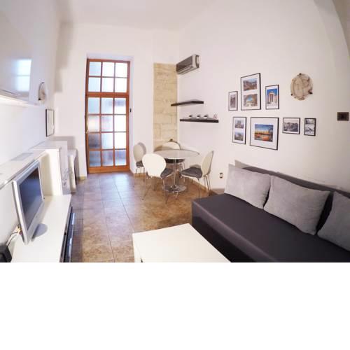 Apartman Kyra