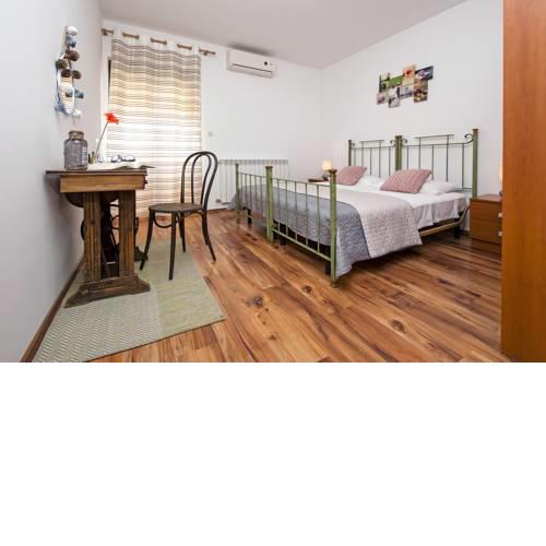 Apartman Lamanova