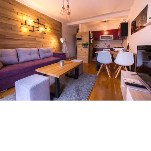Apartment Lamar - Entry with PIN 0 - 24h, Underground parking garage, Elevator
