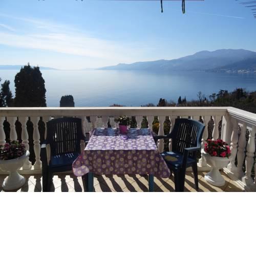Apartman Lamia s pogledom na more