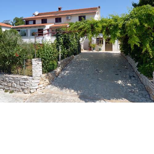 Apartman Leo
