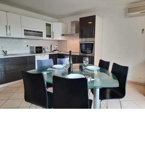 APARTMAN LOEN UMAG