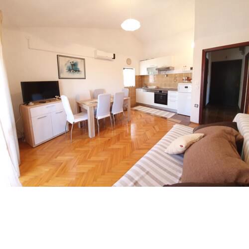 Apartman Lovro