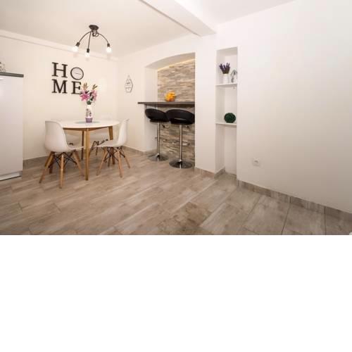 Apartman Maestral