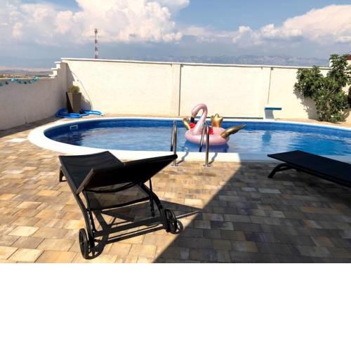 Apartman Matej with pool Povljana