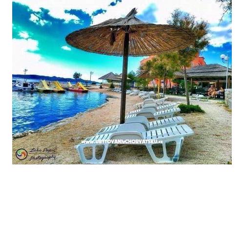 Apartman Nikol i Petra, 50m from the beach