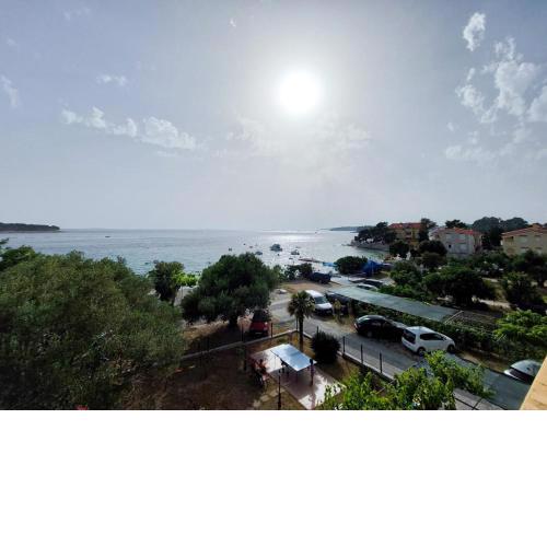 Apartman Petra s pogledom na more