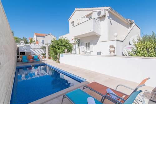 Apartments Petranic