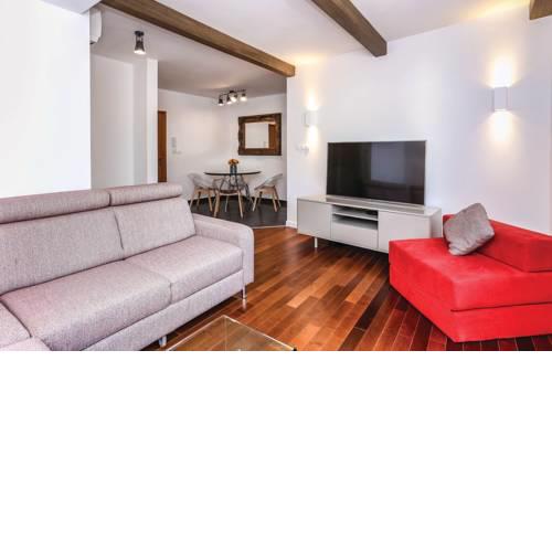 APARTMAN R.R. OMIŠ