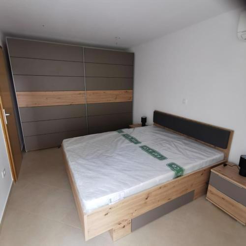 Apartman Shadow