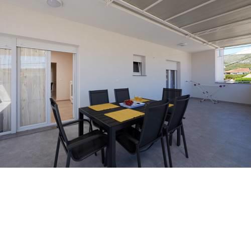 Apartman TIM