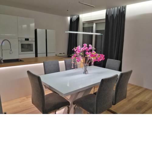Apartman Tragos
