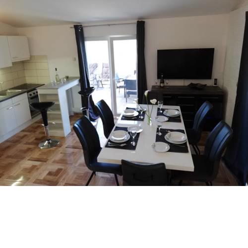Apartmani Zdenka Savar
