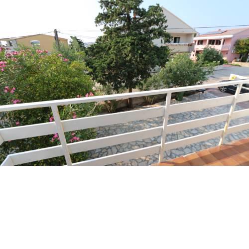 Apartmani Aron