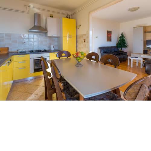 Apartmani Azur