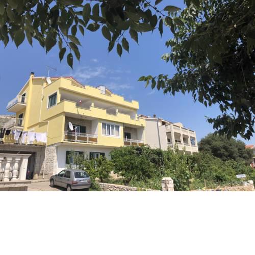 Apartmani Bare i Danica