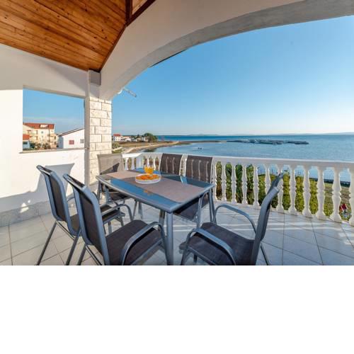 Beach apartments Batela