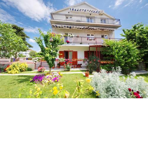 Apartmani Budan