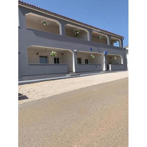 Apartmani Caganić Villa Bledi