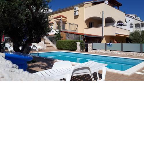 Apartmani Dinka