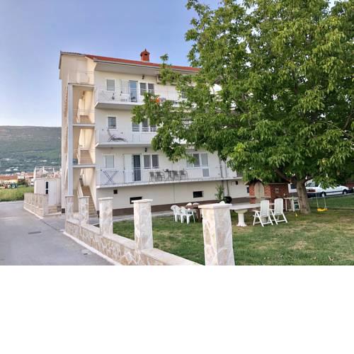 Apartmani Dujmovic