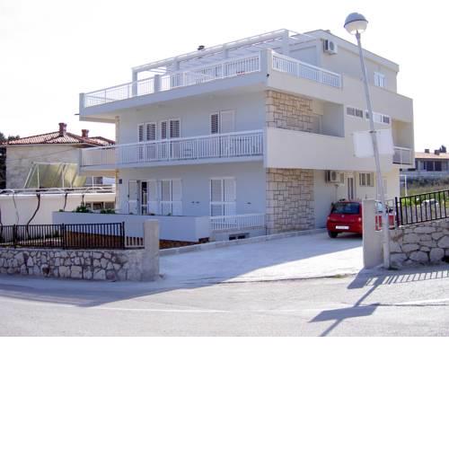 Apartmani i sobe Novak