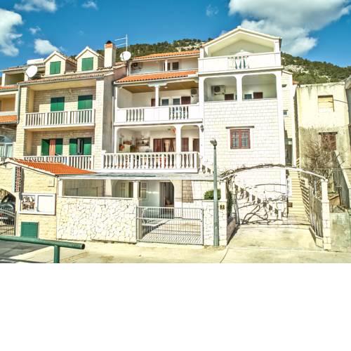 Apartmani Jadera