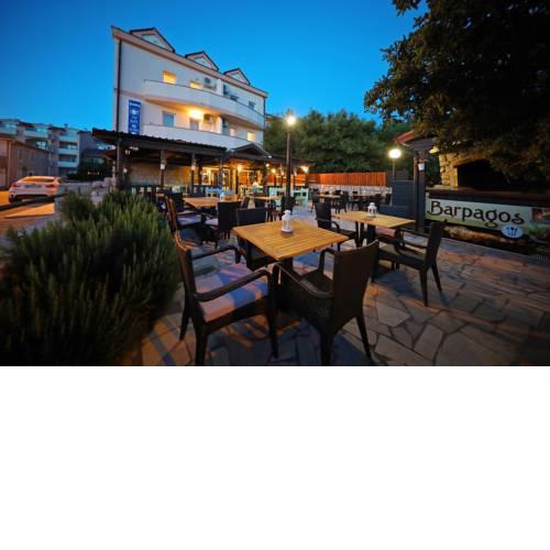 Apartmani "Jadran"
