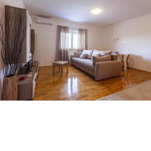 APARTMANI KAROCA 2