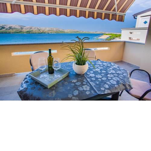 Apartmani Komešić