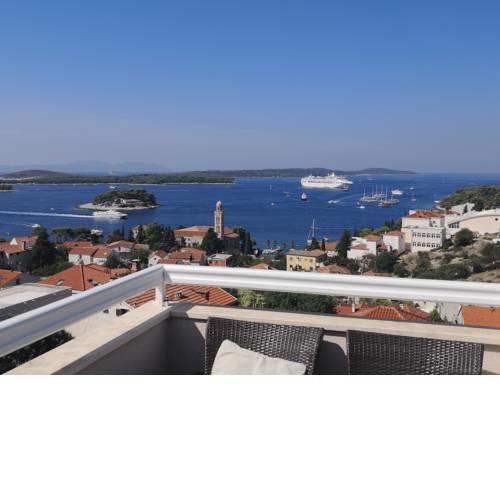 APARTMANI KREŠIĆ 1 HVAR