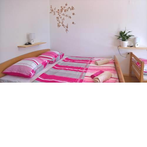 Apartmani "Lorenzo"
