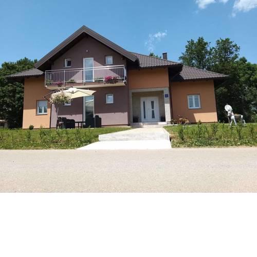 Apartmani Lovro