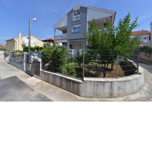 Apartmani L&R Bibinje