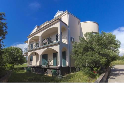 Apartmani Marić, Ražinska 70, Brodarica, Šibenik