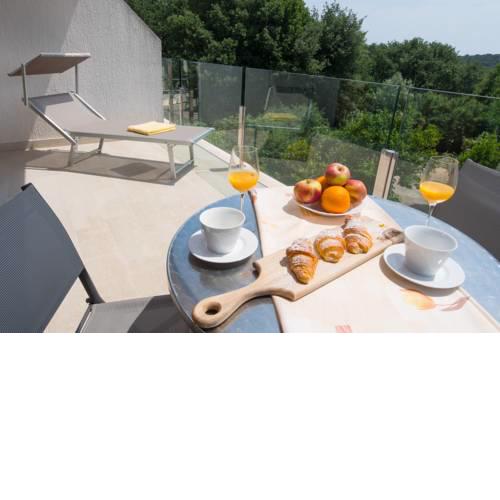 Apartmani MIRA