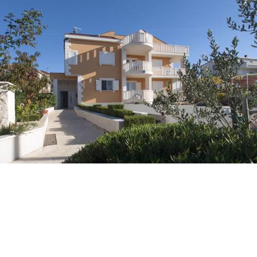 Apartmani More