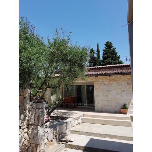 APARTMANI MOROVI DVORI