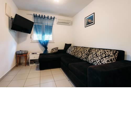 Apartmani M&V