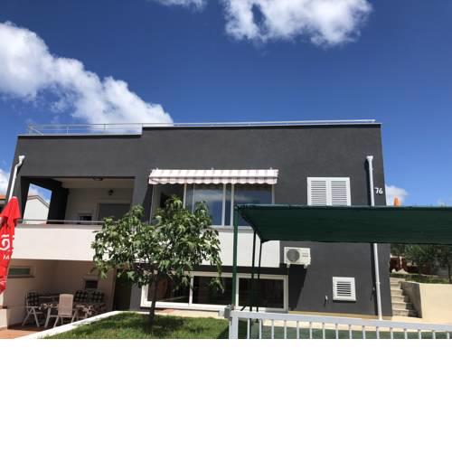 Apartmani Nina