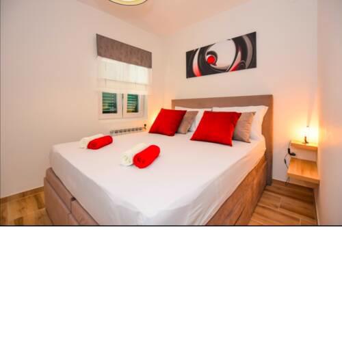 Apartmani Plazibat