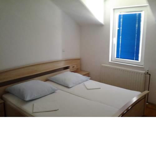 Apartmani "RADI"