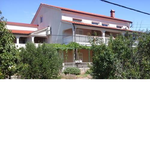 Apartmani Roza Lopar