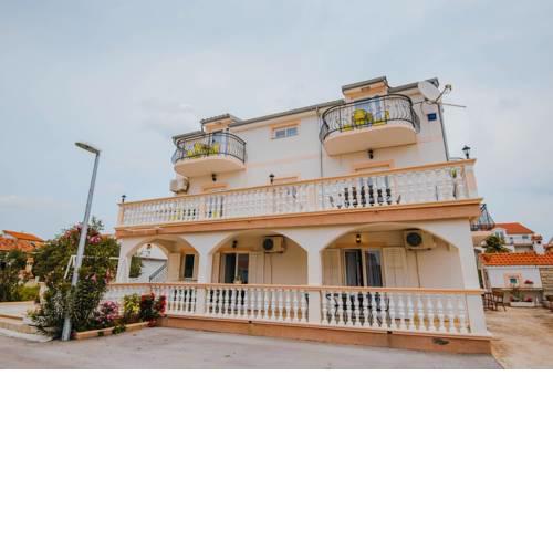 Apartmani Tamaris