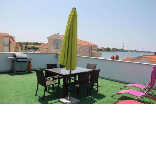 Apartmani Vrsi Mulo