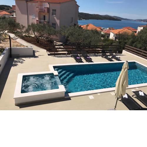 Apartmani Vujić- Villa Dolac