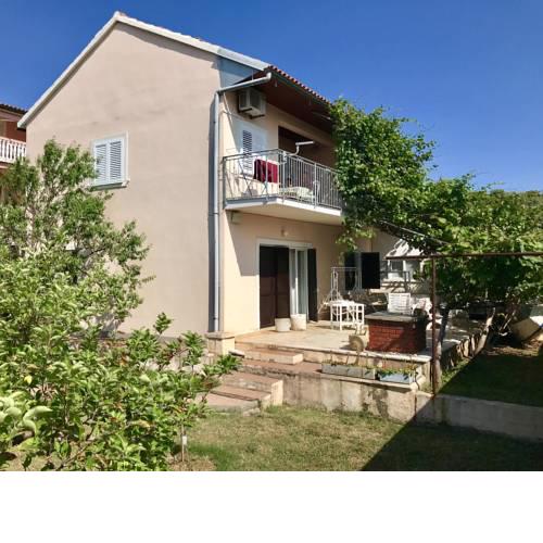 Apartmani/Apartmaji Grgas